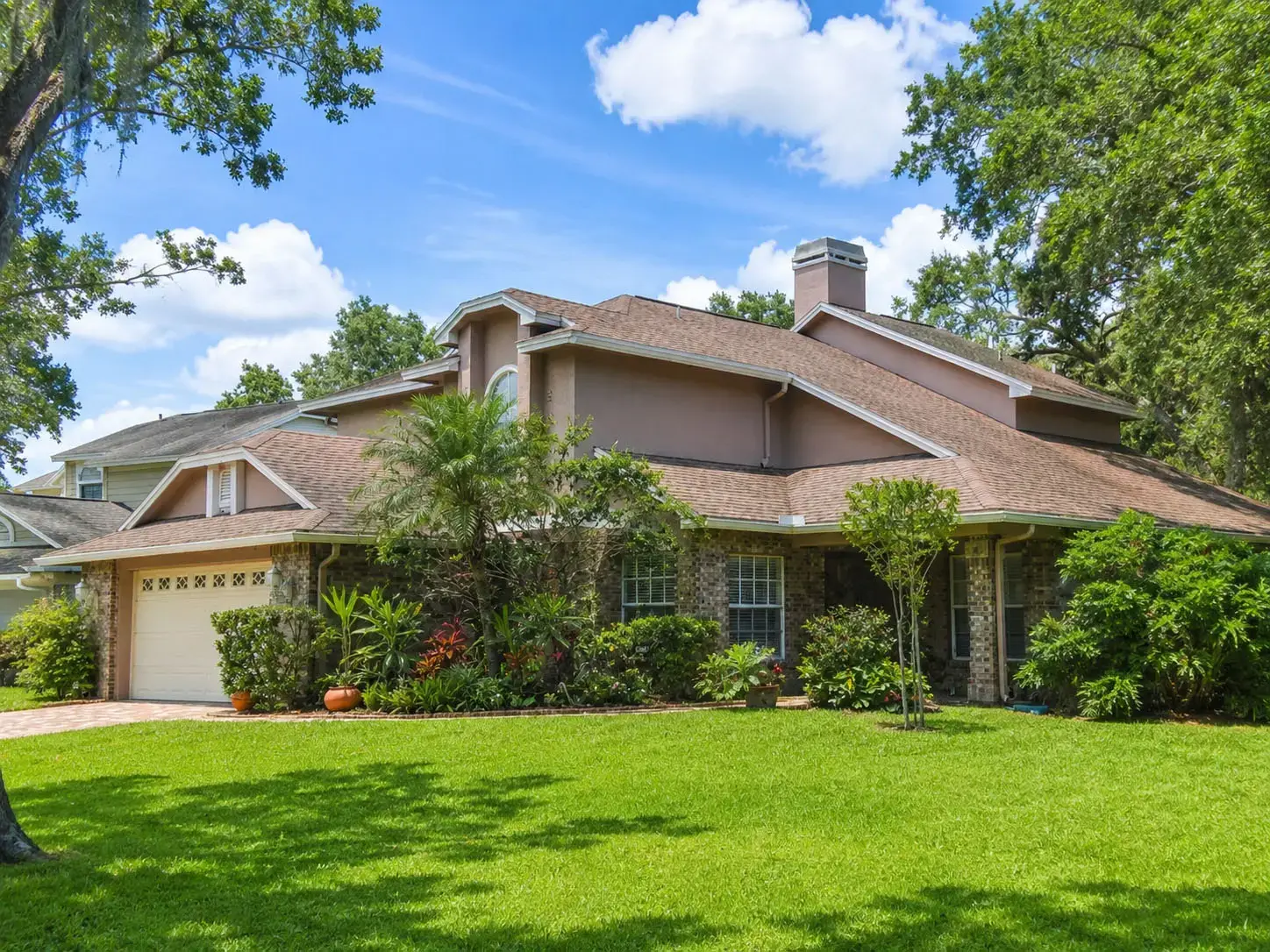 Pressure Washing Service in Tampa, FL