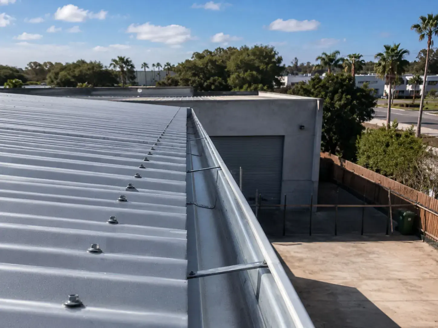 Commercial Gutter Cleaning in Tampa, FL